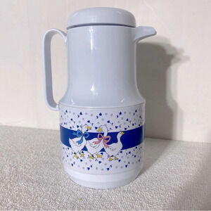 Vintage White Blue Country  Goose Ribbon Geese Insulated Thermal Carafe